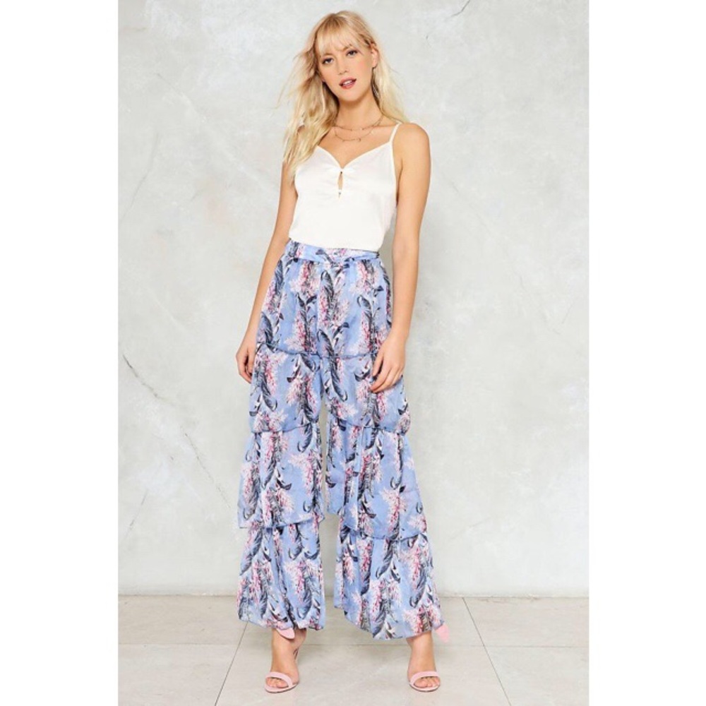 nwt flowy tiered pants
